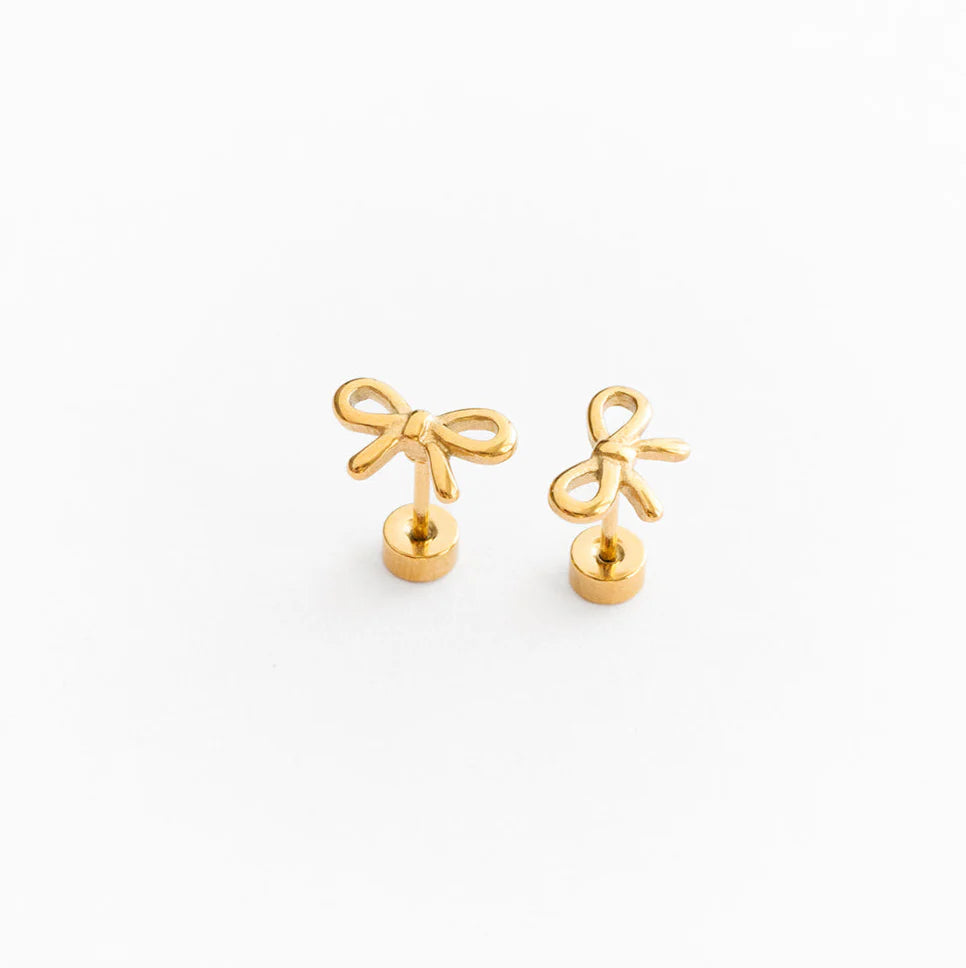 Pip Pop Gold Bow Earrings