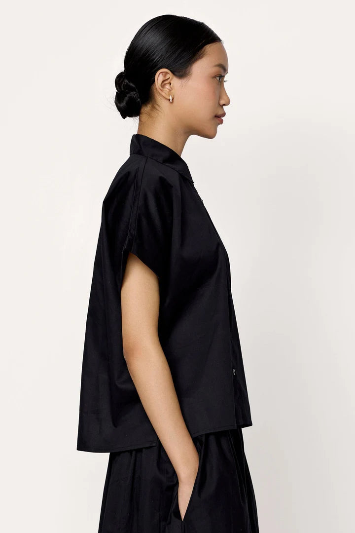 Laude the Label Relaxed Short Sleeve Shirt - Black