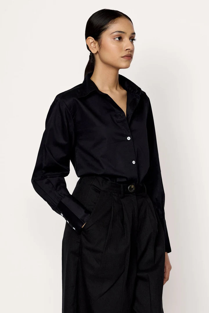 Laude the Label Museo Button Up - Black