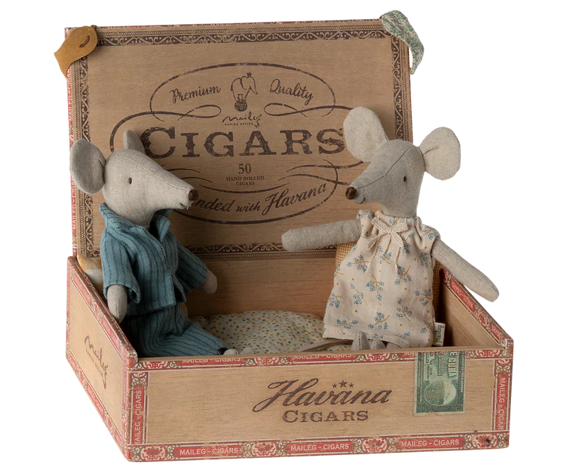 Maileg Mum and Dad Mice in Cigarbox