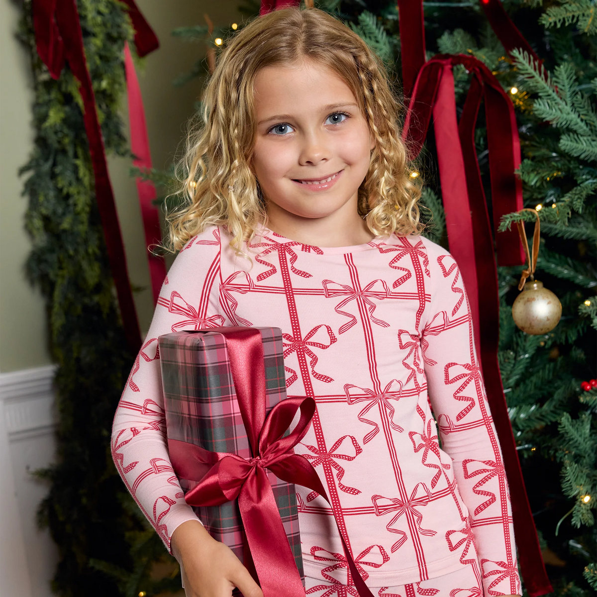 Pink Chicken Kids Bamboo Pajama Set - Pink Present Bow