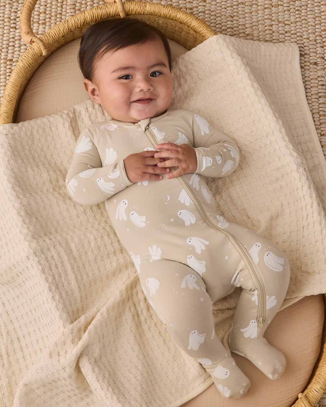 Quincy Mae Bamboo Zip Footie - Dancing Ghosts
