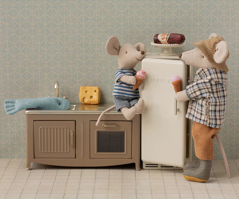 Maileg Fridge, Mouse - Off-White