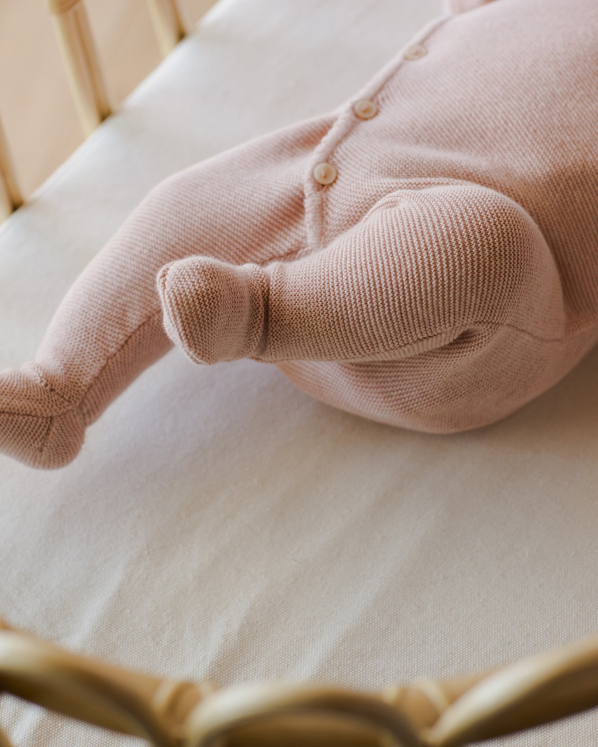 Quincy Mae Wrap Knit Footie - Heathered Rose