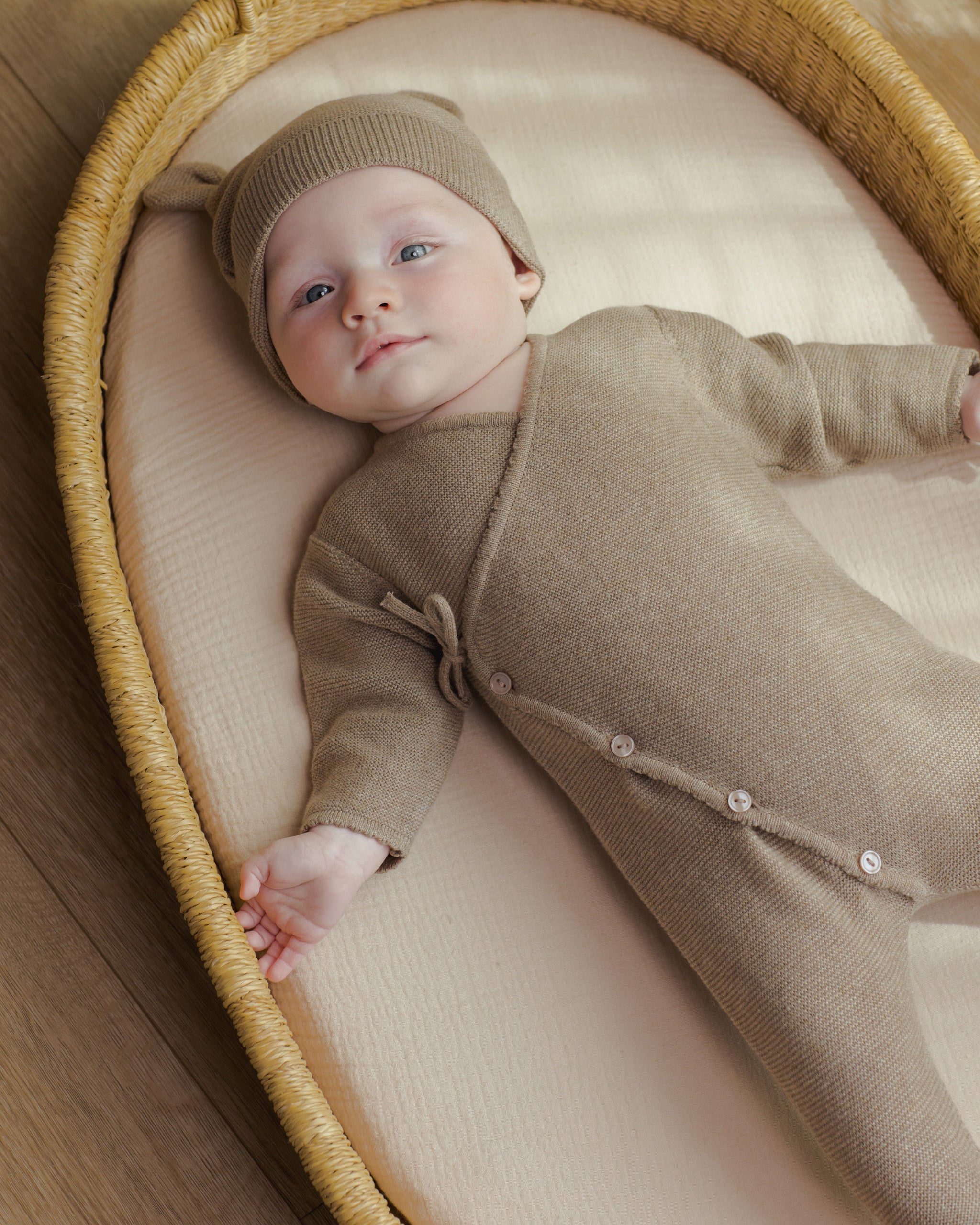 Quincy Mae Wrap Knit Footie - Heathered Mocha