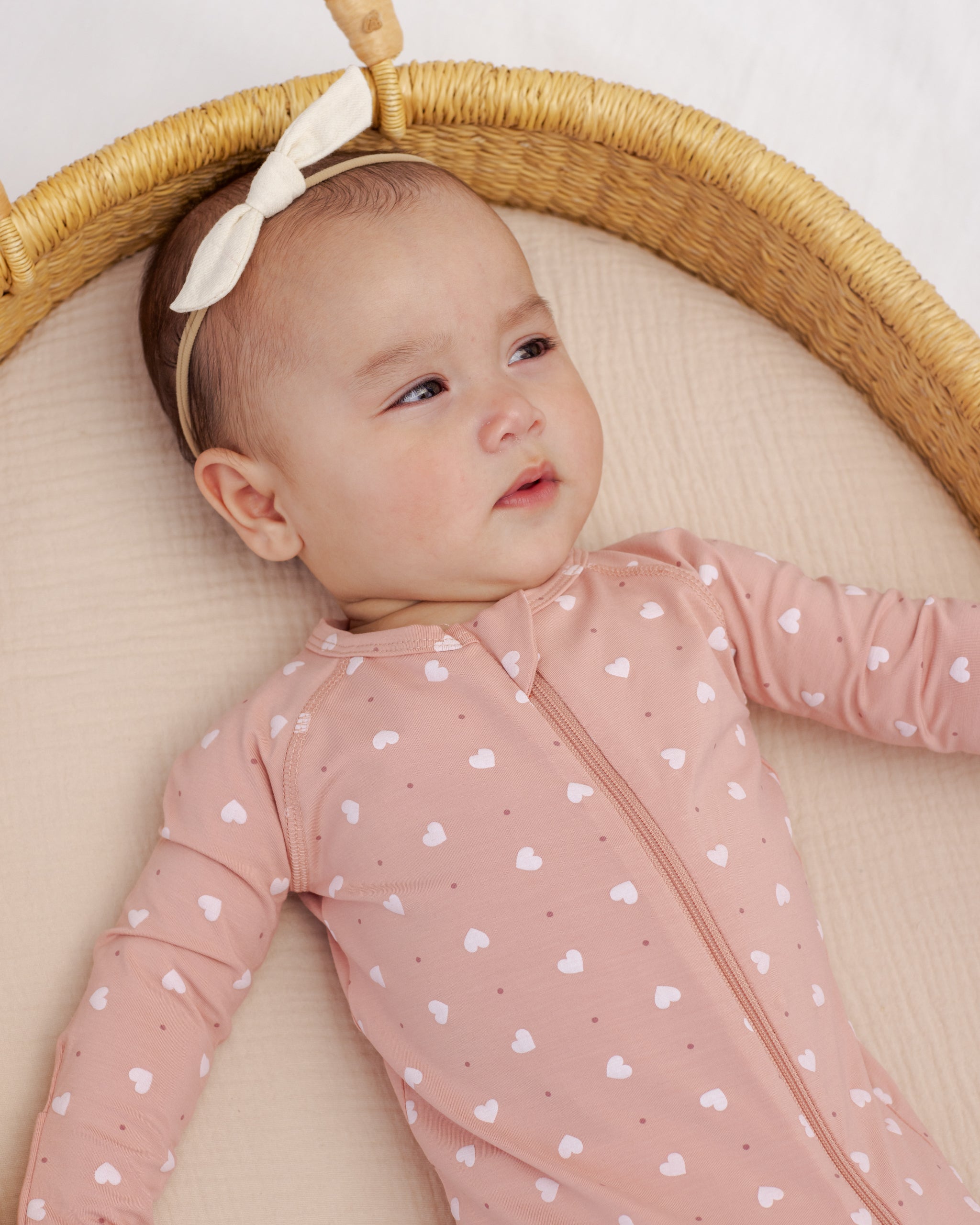 Quincy Mae Bamboo Zip Footie - Pink Hearts