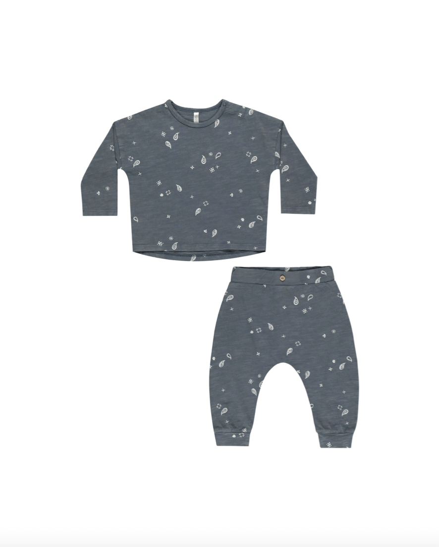 Rylee + Cru Long Sleeve Tee + Pant Set - Paisley