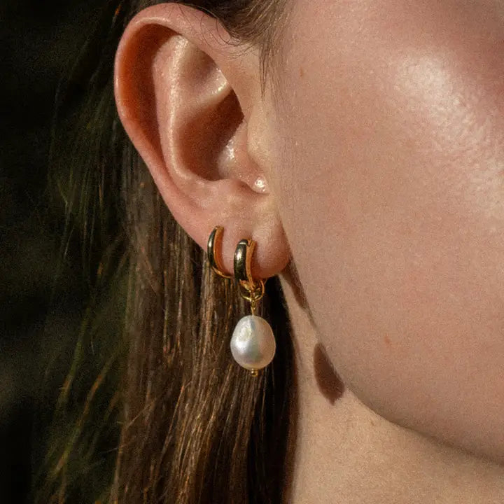 THATCH Petite Colette Pearl Earrings