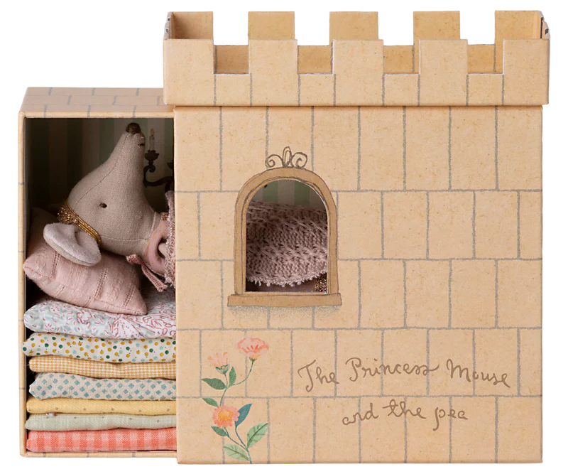 Maileg Princess and the Pea - Big Sister Mouse