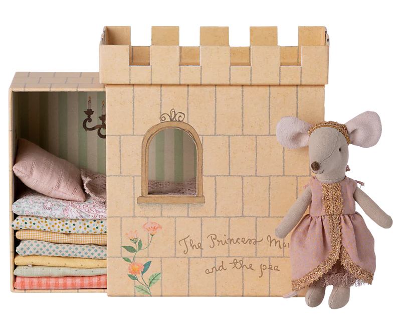 Maileg Princess and the Pea - Big Sister Mouse