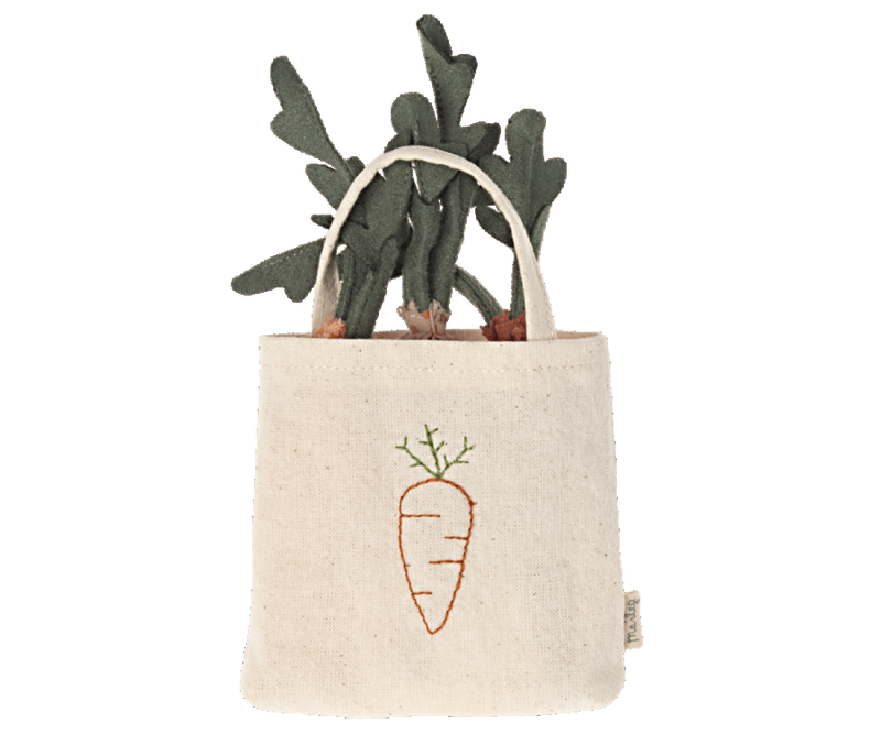 Maileg Carrots in Shopping Bag